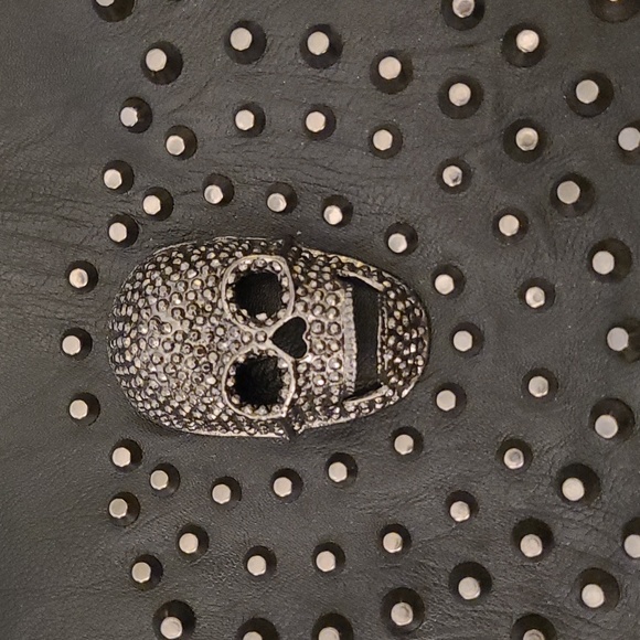 Skull Studded Faux Leather Tote Bag - Picture 3 of 8